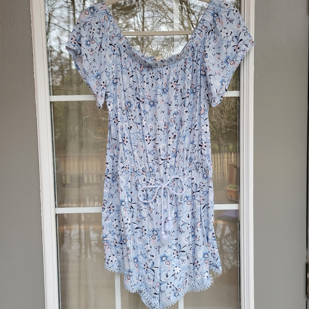BeBop Off the Shoulder Floral Romper - Size Large (Excellent Condition)